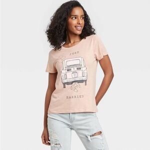 Women's Just Married Short Sleeve Graphic T-Shirt
